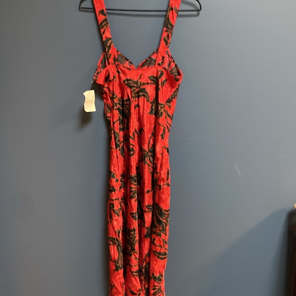 NWT DEADSTOCK EXPRESSIONS CALIFORNIA DYNASTY VINTAGE SIZE MED REDBLACK NIGHTGOWN - Picture 10 of 12